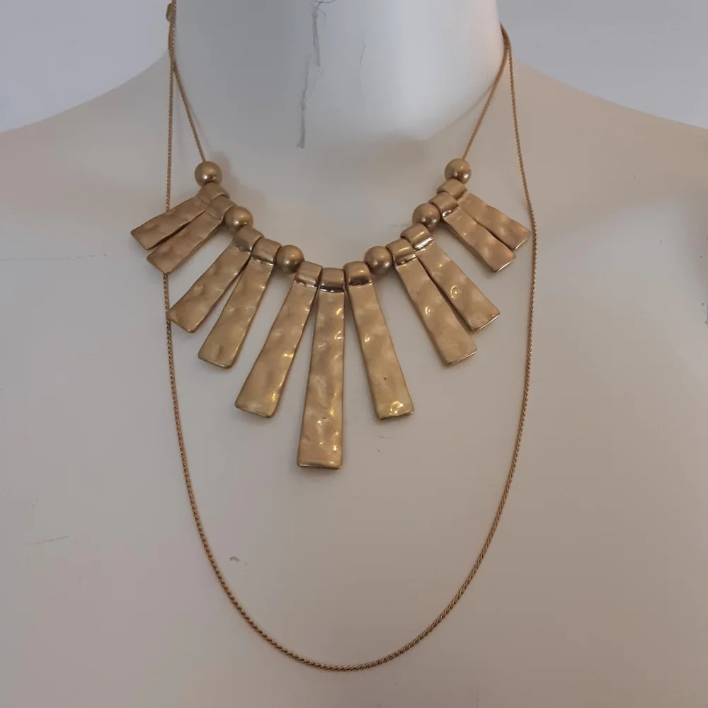 Hammered Gold-Tone Fan Bar Statement Necklace